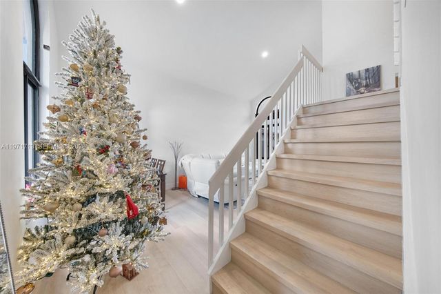 1140 SW 85th Ct, Miami, FL 33144