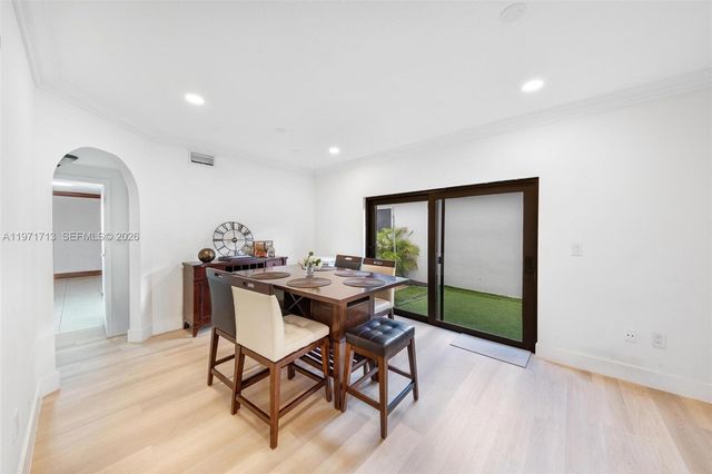 1140 SW 85th Ct, Miami, FL 33144