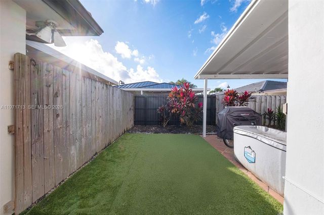 1140 SW 85th Ct, Miami, FL 33144