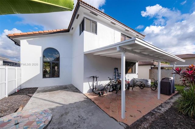 1140 SW 85th Ct, Miami, FL 33144