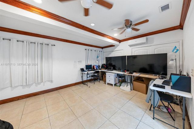 1140 SW 85th Ct, Miami, FL 33144