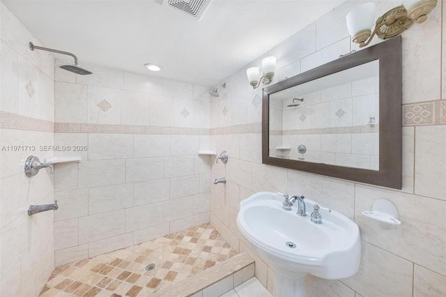 1140 SW 85th Ct, Miami, FL 33144