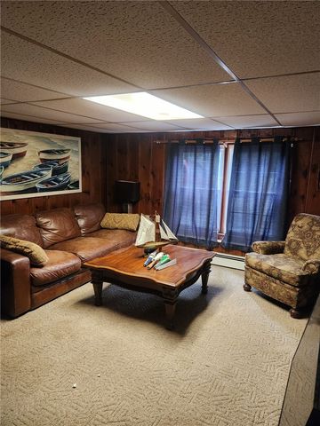 59 Wells Avenue, Warwick, RI 02889