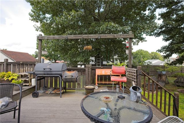 59 Wells Avenue, Warwick, RI 02889