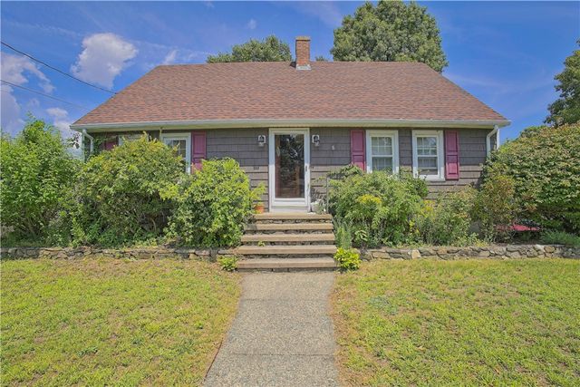 59 Wells Avenue, Warwick, RI 02889