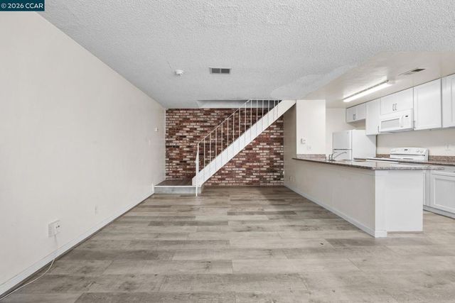 1214 Sycamore Dr 3, Antioch, CA 94509