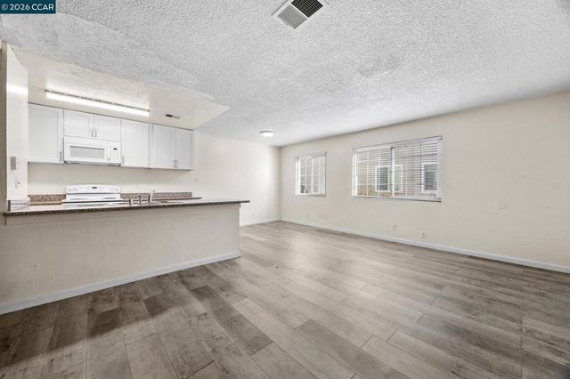 1214 Sycamore Dr 3, Antioch, CA 94509