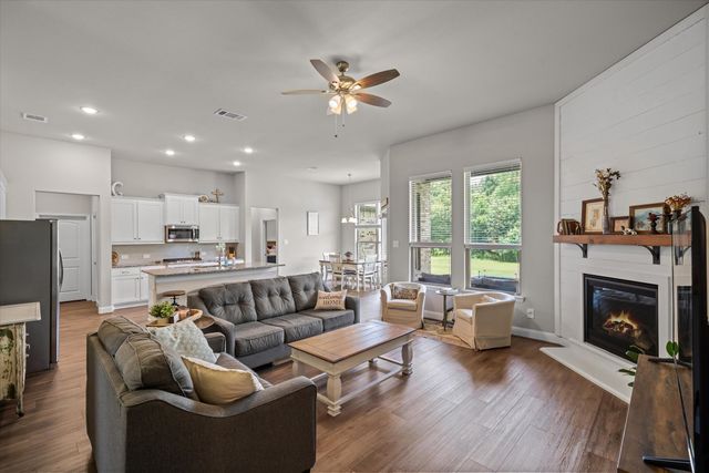 536 Private Road 7017, Edgewood, TX 75117