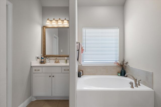 536 Private Road 7017, Edgewood, TX 75117