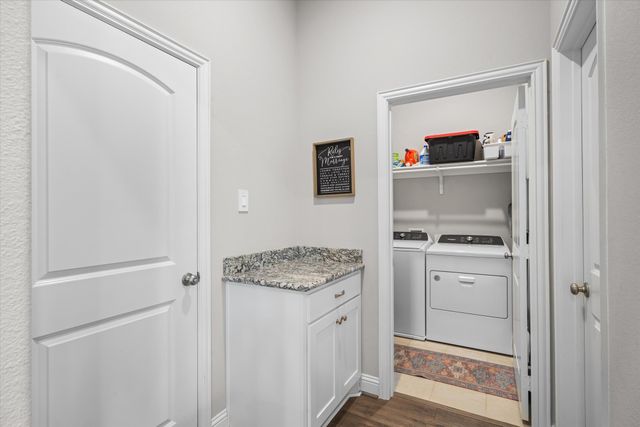 536 Private Road 7017, Edgewood, TX 75117