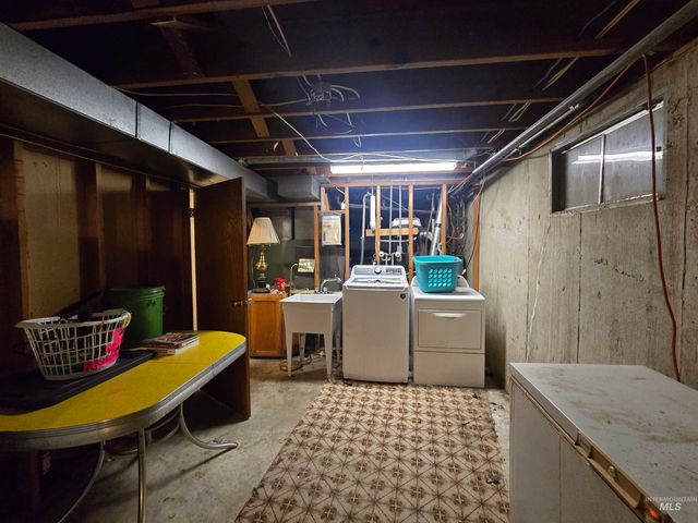 3636 N 3200 E, Twin Falls, ID 83301