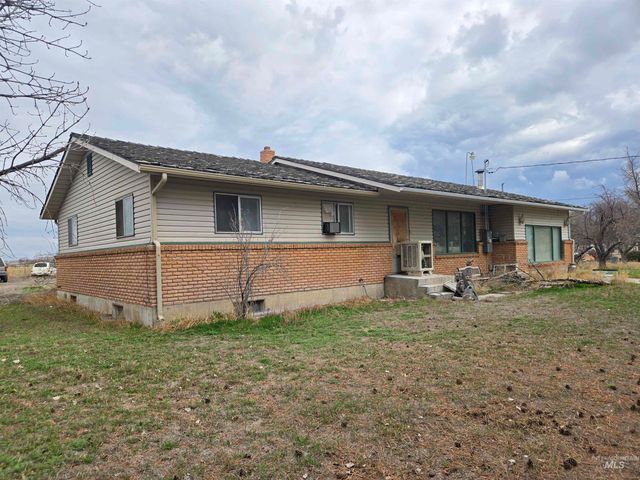 3636 N 3200 E, Twin Falls, ID 83301