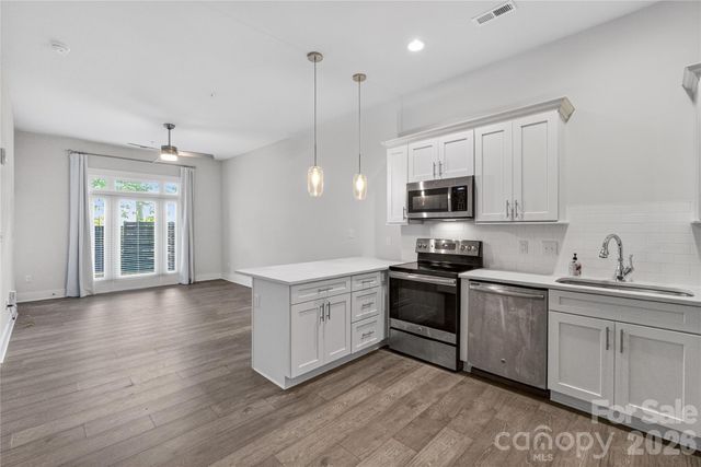 935 Mcalway Road 103, Charlotte, NC 28211