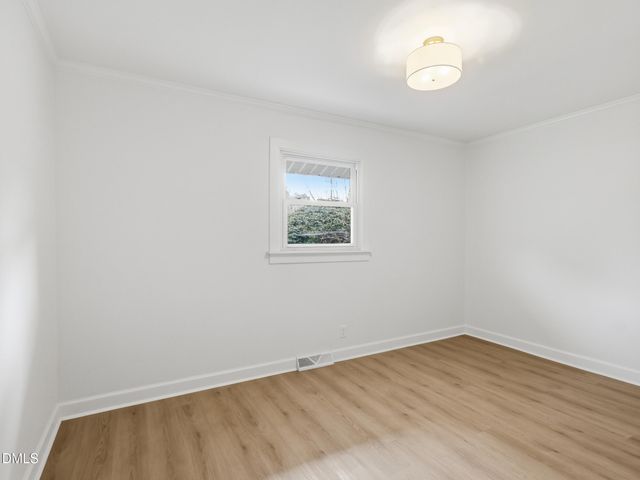 1513 Mountain View Court, Hillsborough, NC 27278