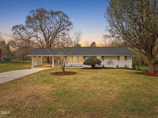 1513 Mountain View Court, Hillsborough, NC 27278