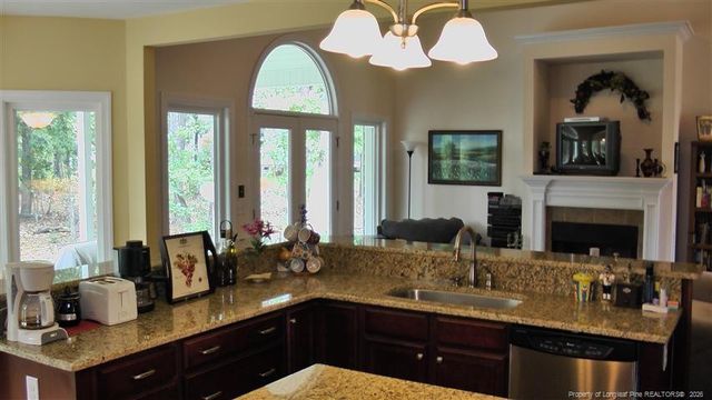 158 Sherwood Lane, Sanford, NC 27332