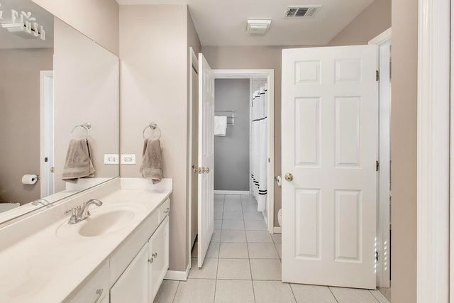 798 S Linden Avenue, Elmhurst, IL 60126