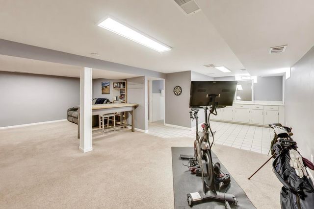 798 S Linden Avenue, Elmhurst, IL 60126