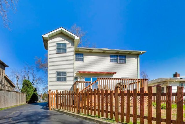 798 S Linden Avenue, Elmhurst, IL 60126