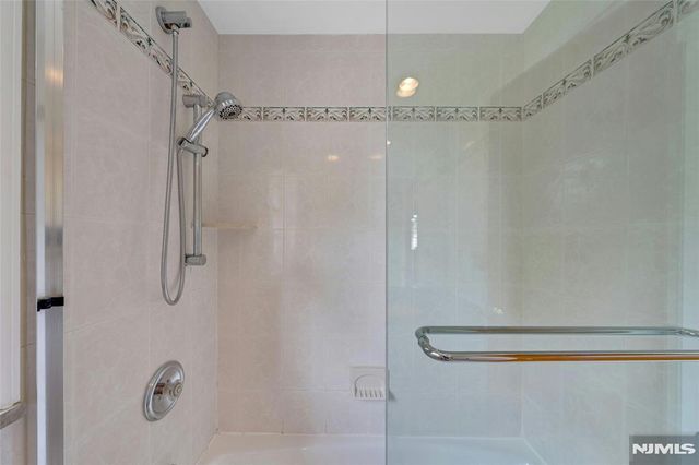 12 Glenwood Avenue, Demarest, NJ 07627
