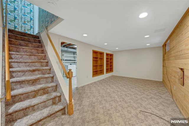 12 Glenwood Avenue, Demarest, NJ 07627