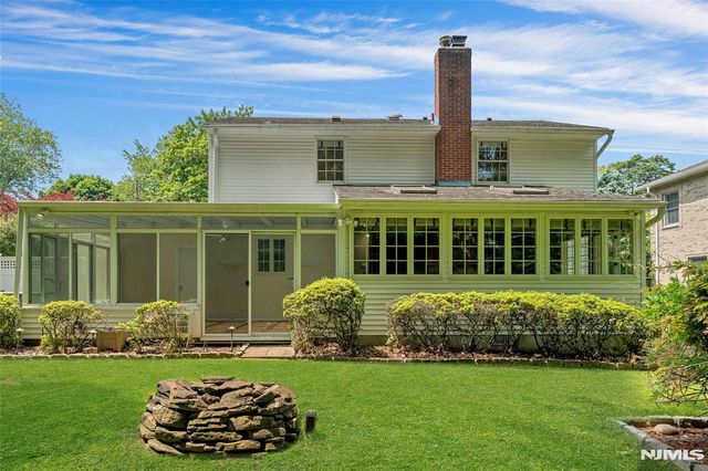 12 Glenwood Avenue, Demarest, NJ 07627