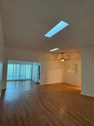 16653 N 103rd Avenue, Sun City, AZ 85351