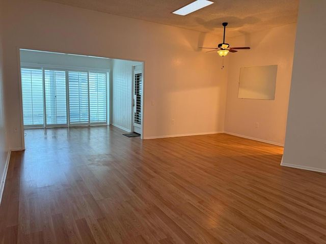 16653 N 103rd Avenue, Sun City, AZ 85351
