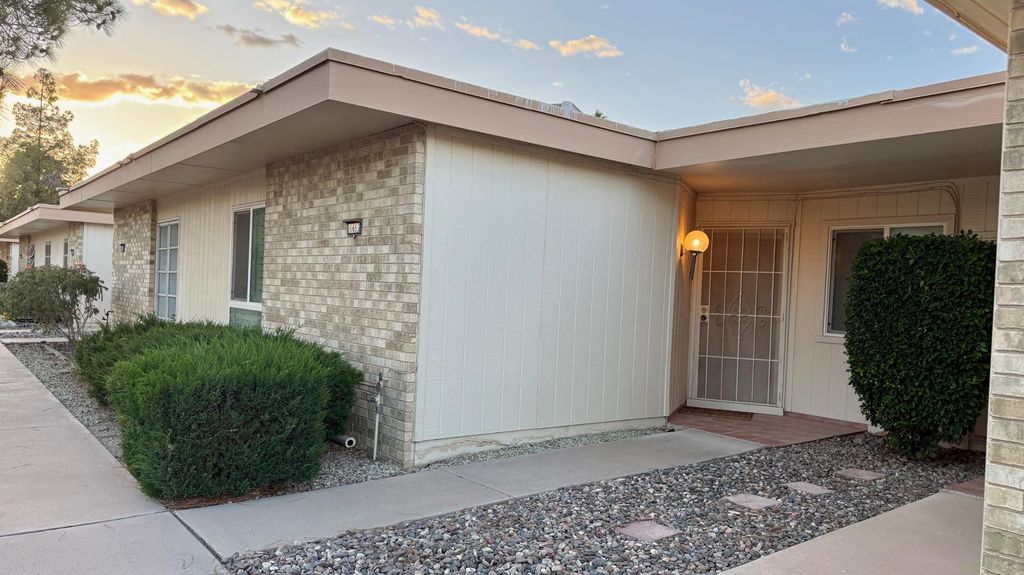 16653 N 103rd Avenue, Sun City, AZ 85351
