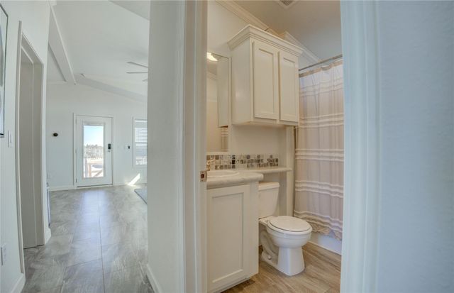 3039 County Road 205, Caldwell, TX 77836