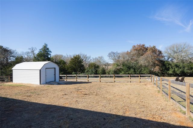 3039 County Road 205, Caldwell, TX 77836