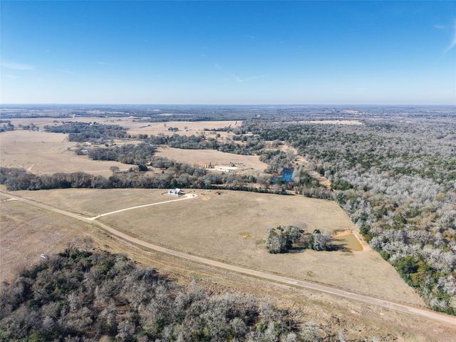 3039 County Road 205, Caldwell, TX 77836