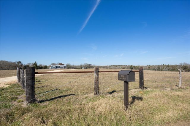 3039 County Road 205, Caldwell, TX 77836