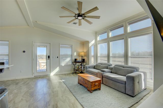 3039 County Road 205, Caldwell, TX 77836