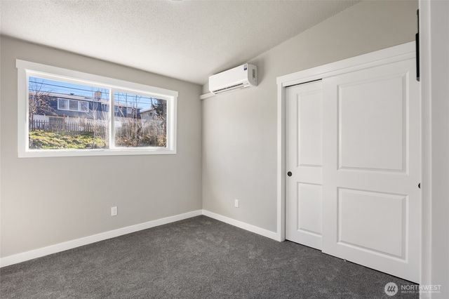 953 S Garden Drive, Moses Lake, WA 99837