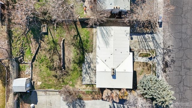 953 S Garden Drive, Moses Lake, WA 99837