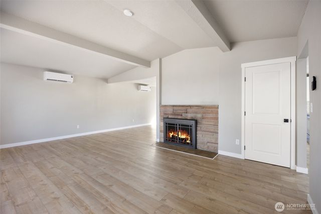 953 S Garden Drive, Moses Lake, WA 99837