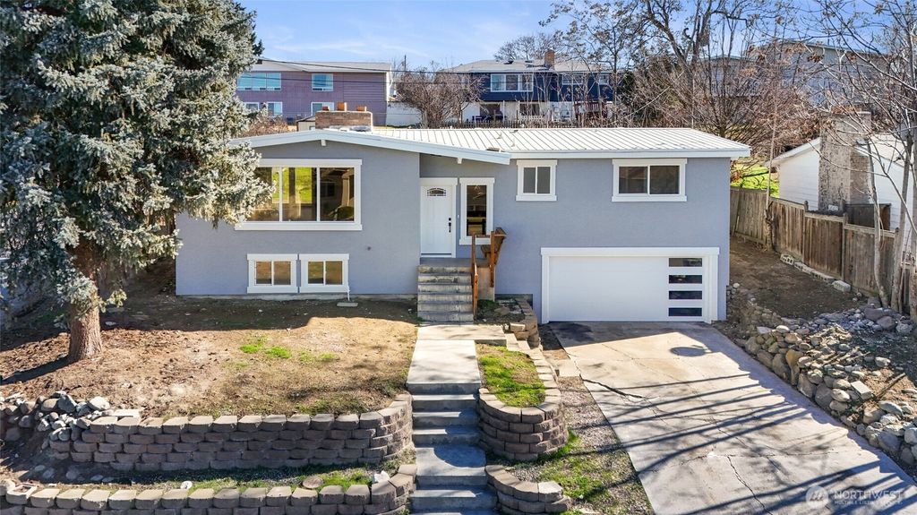 953 S Garden Drive, Moses Lake, WA 99837