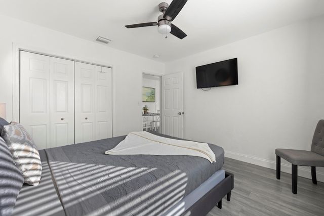 413-415 SE 23rd St, Fort Lauderdale, FL 33316