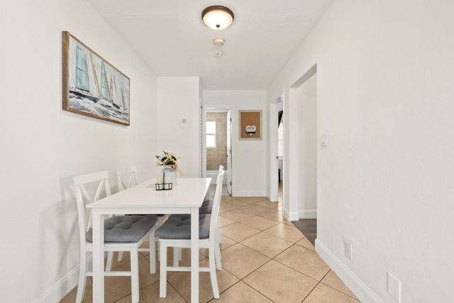 413-415 SE 23rd St, Fort Lauderdale, FL 33316