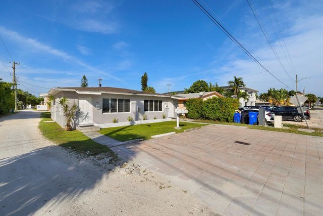 413-415 SE 23rd Street, Fort Lauderdale, FL 33316