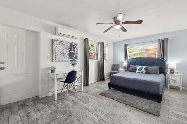 413-415 SE 23rd St, Fort Lauderdale, FL 33316