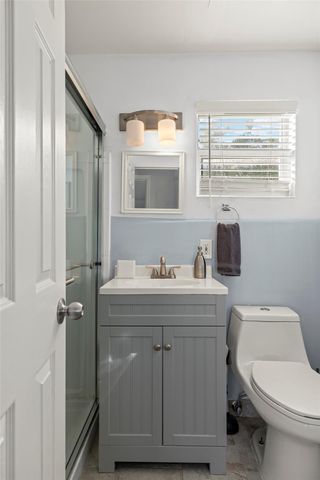 413-415 SE 23rd St, Fort Lauderdale, FL 33316