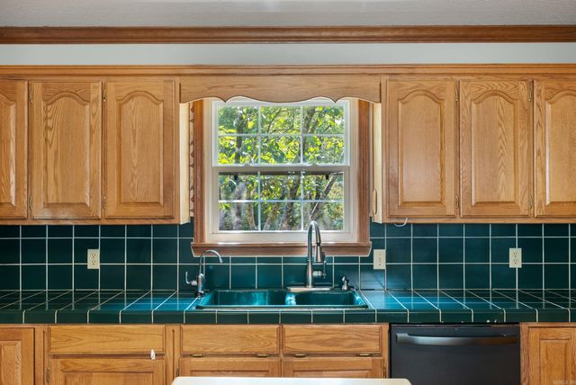 2404 N Arch Street, Sheridan, AR 72150