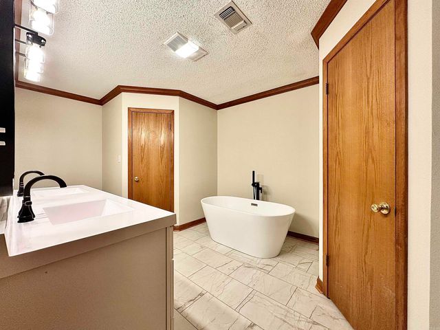 2404 N Arch Street, Sheridan, AR 72150