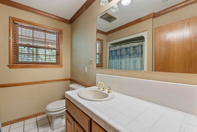 2404 N Arch Street, Sheridan, AR 72150