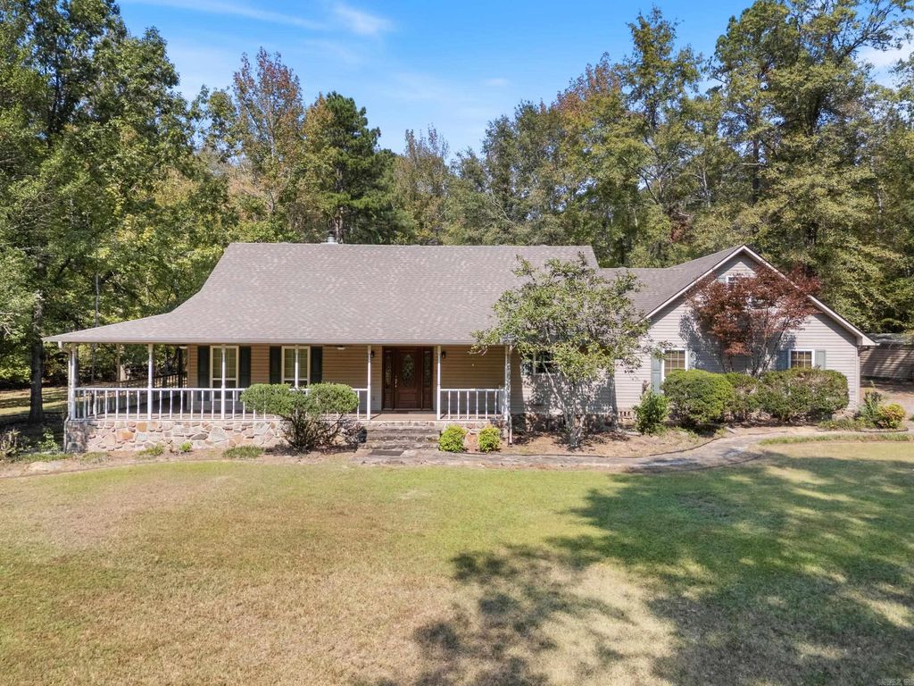 2404 N Arch Street, Sheridan, AR 72150