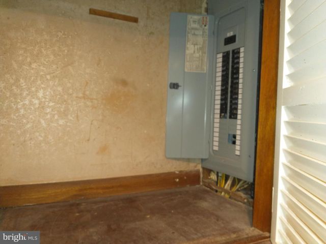 512 DARTMOUTH DR, King Of Prussia, PA 19406