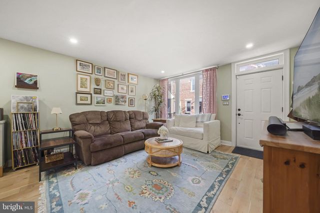 2006 SAINT ALBANS ST, Philadelphia, PA 19146