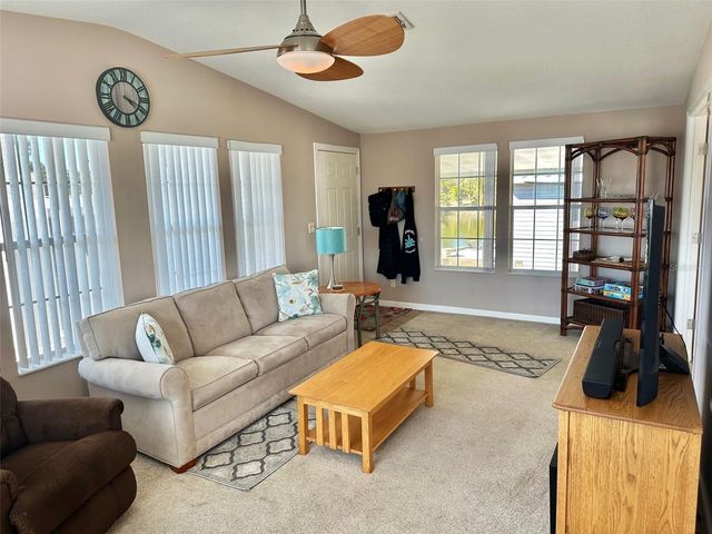 11228 102ND STREET N 180, Largo, FL 33773